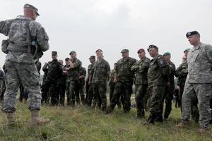 Nếu chiến tranh xảy ra, quân Mỹ đã bắn chết đồng minh?