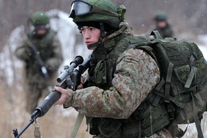 Lính Nga sắp có quân phục giáp nano tàng hình?