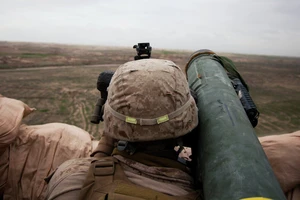 Mỹ huấn luyện quân đội Estonia dùng tên lửa Javelin