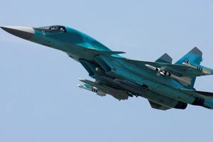 Video: Máy bay Su-34 tại Syria trang bị tên lửa không-đối-không