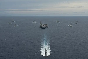 Sự trùng hợp 'thú vị' thời điểm tàu ngầm Mỹ đến Philippines