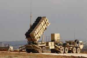 Ba Lan mua tên lửa phòng không Patriot của Mỹ