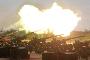 Thổ Nhĩ Kỳ nã pháo miền Bắc Syria, căng thẳng tăng cao