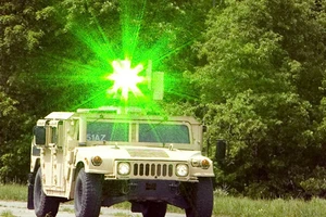Quân đội Ấn Độ sắp phát triển thành công súng laser