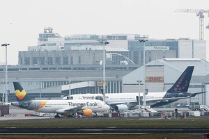 Bỉ mở lại sân bay quốc tế, thắt chặt an ninh