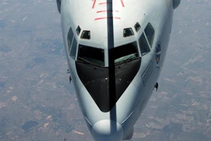 Venezuela tố cáo máy bay do thám Mỹ xâm phạm không phận