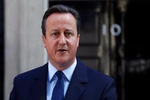 Canh bạc thất bại, Thủ tướng Anh tuyên bố từ chức