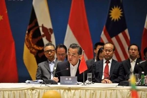 Sức ép của Trung Quốc ngăn ASEAN ra tuyên bố về phán quyết