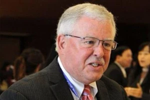 GS Carl Thayer nói về 3 mặt trận sau phán quyết biển Đông