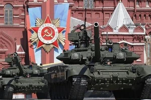 Nga thành lập 4 sư đoàn và 9 lữ đoàn để đối phó NATO