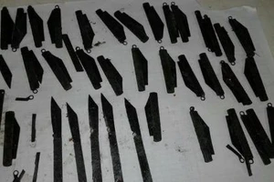 Sốc với người đàn ông nuốt 40 con dao vào bụng