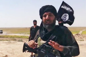 Năm thủ lĩnh IS trộm hàng triệu USD bỏ trốn