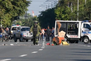 Manila: Phát hiện vật nghi bom tự chế kế đại sứ quán Mỹ