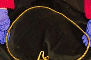 Tìm thấy đai đeo làm bằng vàng ròng 3.000 năm tuổi