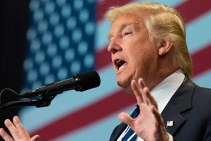 Trump khích tướng Trung Quốc, thách giữ tàu lặn của Mỹ