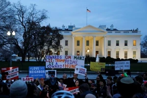 Sắc lệnh nhập cư mới của Trump lại có nguy cơ bị kiện