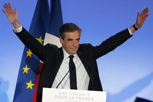 Lo khủng bố, ứng cử viên TT Pháp đòi hoãn bầu cử