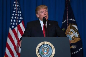 100 ngày của ông Trump: Đối ngoại 'trước sau bất nhất'