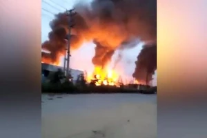 Nổ lớn ở nhà máy hóa dầu Trung Quốc