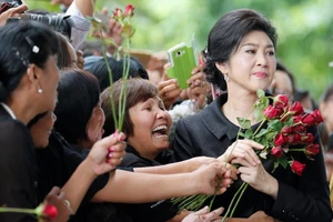Bà Yingluck 'biến mất', tòa án Thái Lan ra lệnh bắt giữ