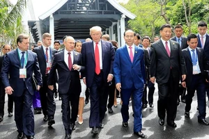 Hình ảnh Việt Nam mở đầu clip ông Trump cảm ơn châu Á