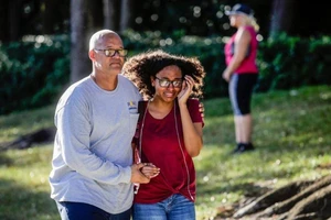 Xả súng trường học ngày Valentine, 17 người chết