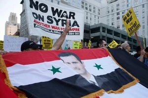 Pháp muốn thuyết phục Nga hợp tác về Syria