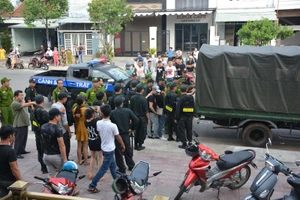 31 nam nữ dương tính ma túy trong quán karaoke