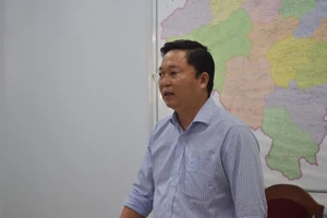 Vụ mua máy 7,2 tỉ, chủ tịch Quảng Nam muốn minh bạch