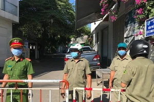 Ngành chức năng phong toả khu phố gần nhà BN 419.