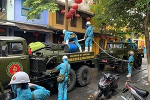 TP Hội An được tổ chức phun hoá chất khử trùng.