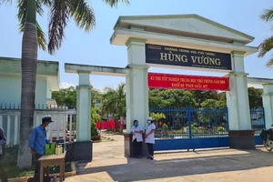 Quảng Ngãi: Bất ngờ thu hồi 3,5 tỉ đồng khen thưởng học sinh