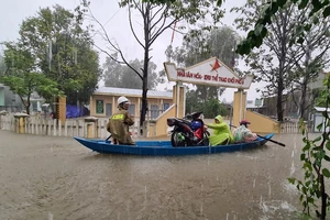 Quảng Nam: Mưa liên tục, TP Tam Kỳ bắt đầu ngập