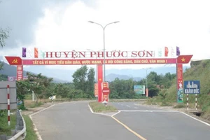 Trộm đột nhập trụ sở huyện ở Quảng Nam