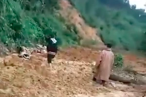 Lại sạt lở kinh hoàng: 1 người mất tích, 3 người bị thương