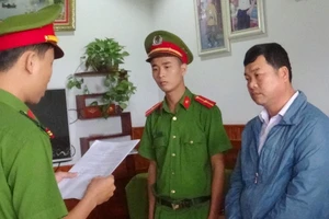 Quảng Nam: Cựu Chủ tịch và 2 Phó Chỉ huy Quân sự xã bị khởi tố