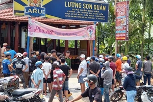 Nghi vợ ngoại tình, người chồng đâm đầu bếp tử vong