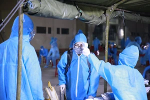 3 bác sĩ, điều dưỡng BV Đa khoa Trung ương Quảng Nam dương tính COVID-19