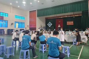 Chủ tịch Quảng Nam lên tiếng việc doanh nghiệp bất động sản được tiêm vaccine