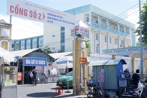 Quảng Nam: 1 bệnh nhân dùng ghế đánh nữ điều dưỡng