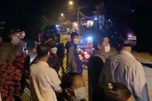 Sang hàng xóm gây sự, bị chủ nhà đánh tử vong