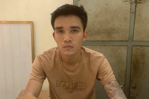 Bị bắt vì chở nam thiếu niên đi chỗ khác để đánh đập 