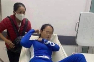 Vụ nữ nhân viên sân golf bị đánh: Đang tiếp tục xác minh thông tin 