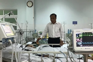 2 vụ ăn cá chép ủ chua bị ngộ độc: 3 người đang thở máy