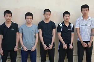 Nhóm côn đồ bắt người lên xe máy chở đi nơi khác để đánh