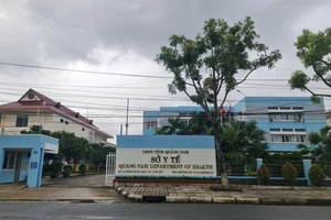 Phó Giám đốc Sở Y tế Quảng Nam Dương Ngọc Vinh xin thôi chức để về làm ở bệnh viện mắt. Ảnh: TN