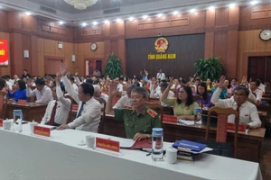 Miễn nhiệm chủ tịch và phó chủ tịch UBND tỉnh Quảng Nam. Ảnh: TN