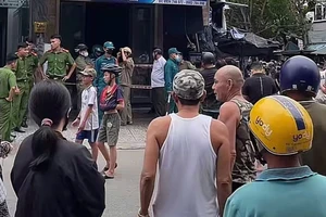 Người đàn ông nghi mang xăng đến nhà người khác tự thiêu