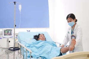 Ăn cá nóc tại nhà, người phụ nữ bị ngộ độc nguy kịch