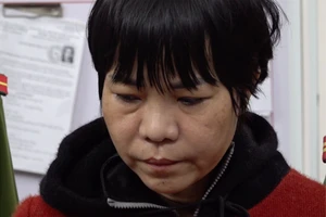 Clip cảnh sát đọc lệnh bắt người mẹ sát hại con trục lợi bảo hiểm nhân thọ